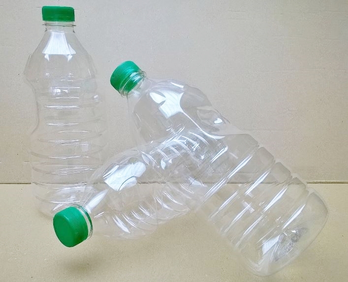Bottiglie in plastica per vino 2 litri